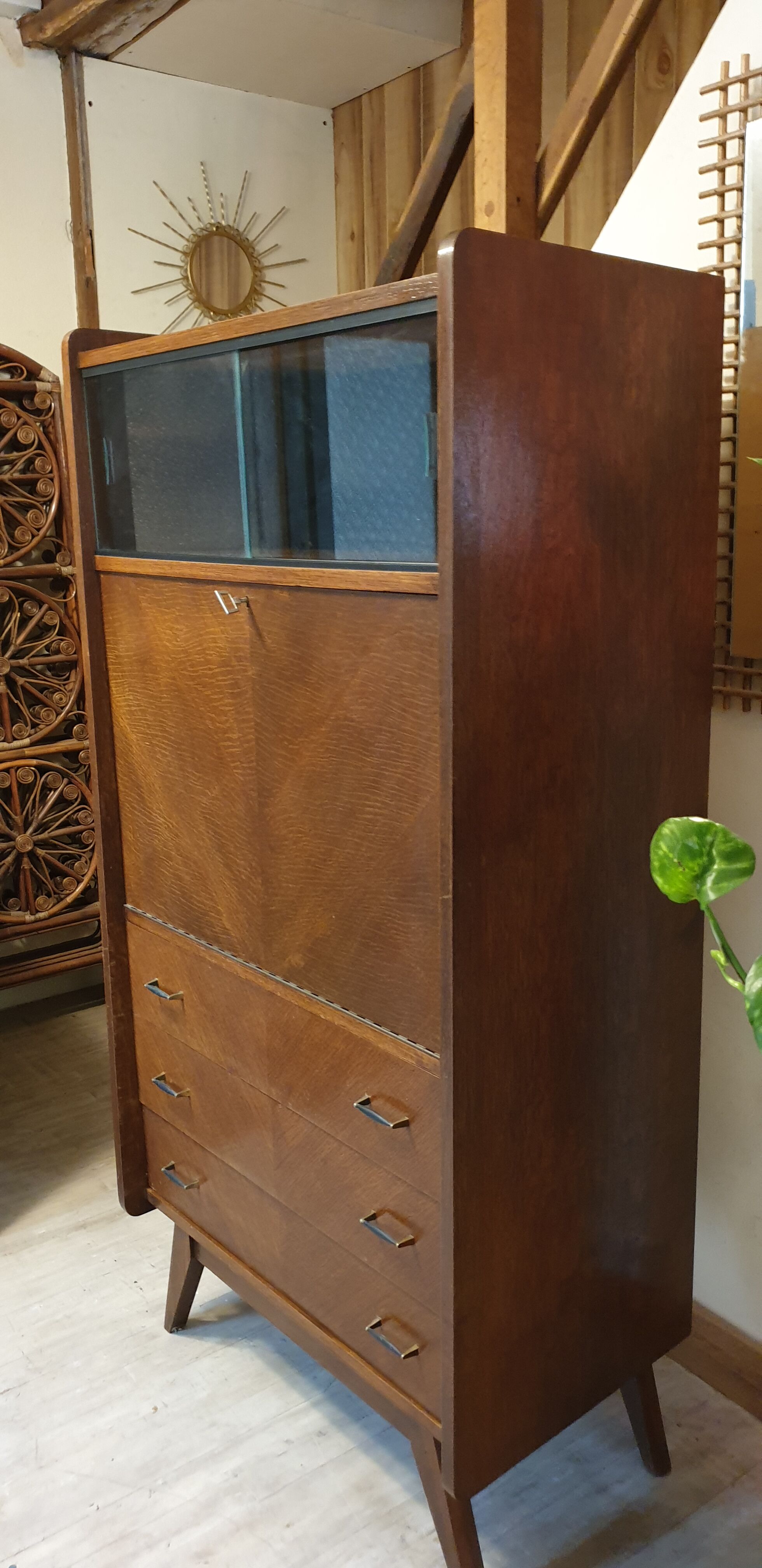 Secretary vintage compass feet