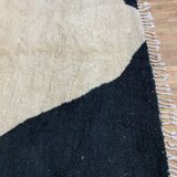 Handmade moroccan berber rug 140 x 96 cm