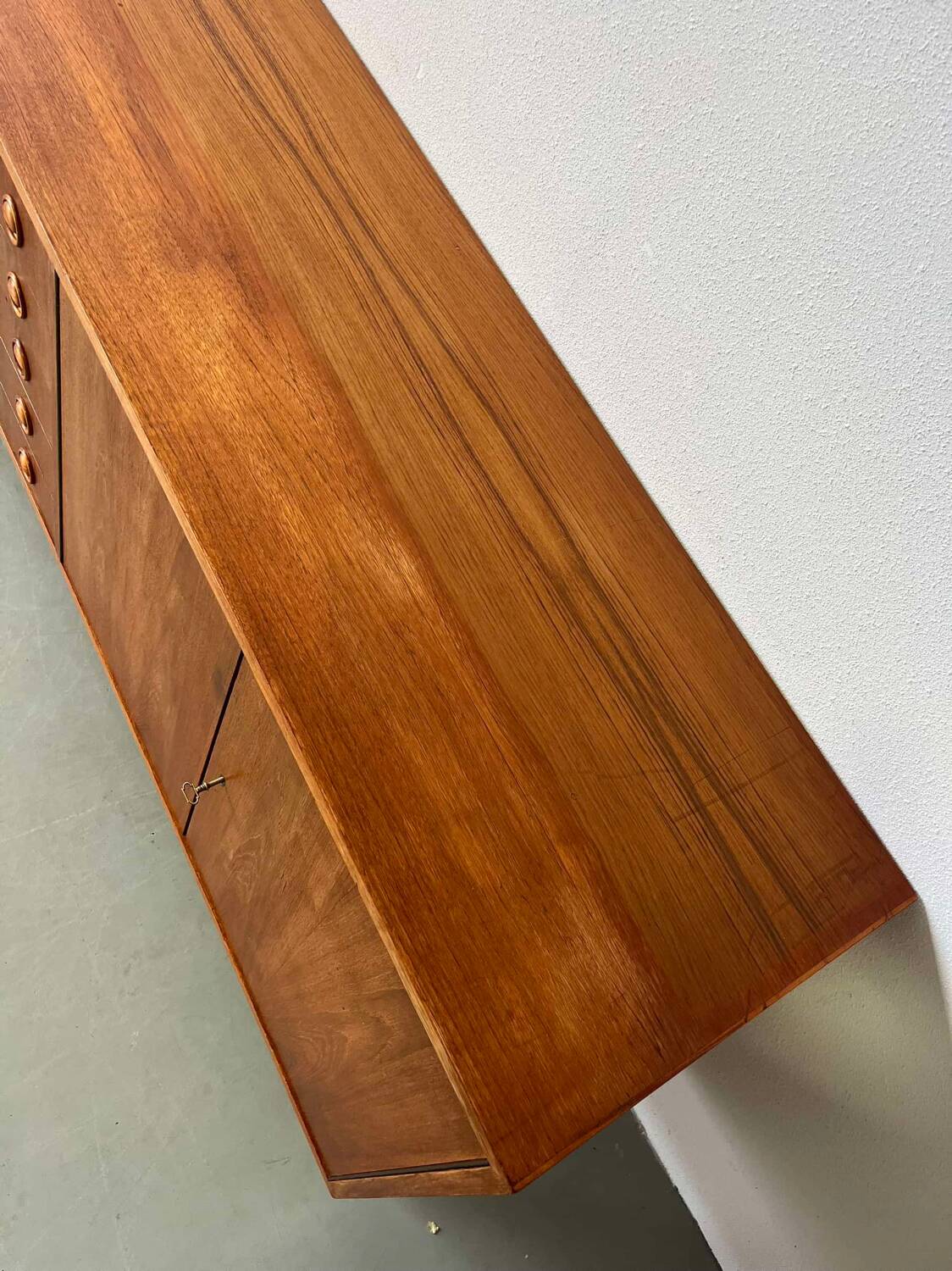 Vintage lowboard XL teak