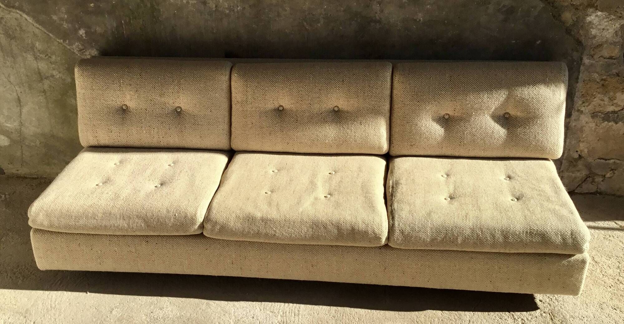 Three-seater canapé in mottled wool by Eddie Harlis - International Furniture