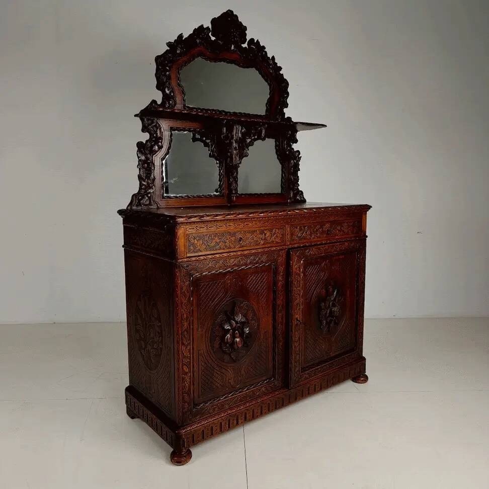 Horrix buffet cabinet with mirror – Black Forest style, by Horrix