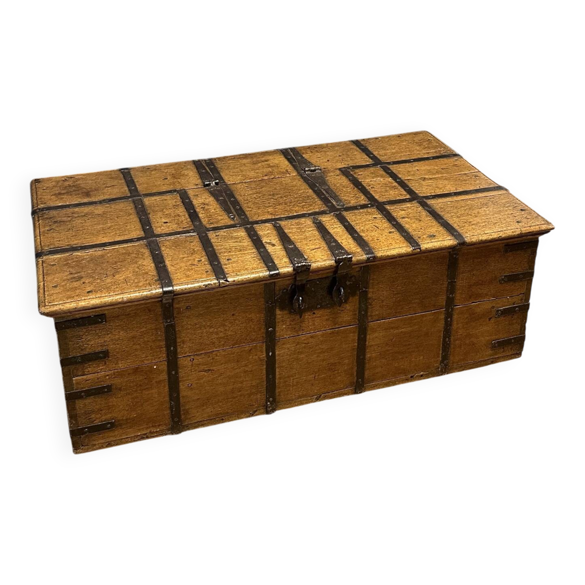 weathered antique teak chest / coffeetable