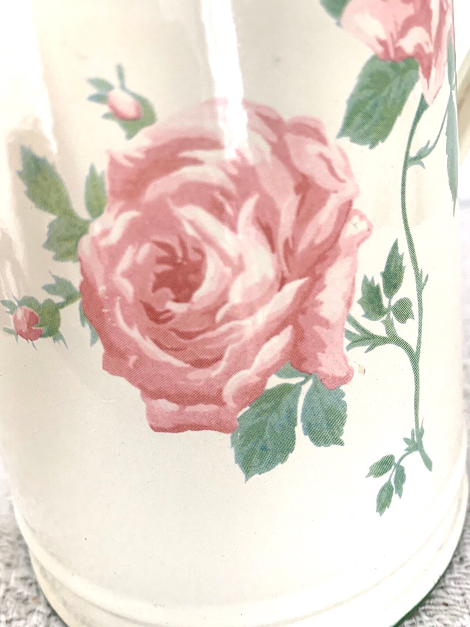 Enamelled coffee maker