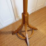 Baumann parrot coat rack