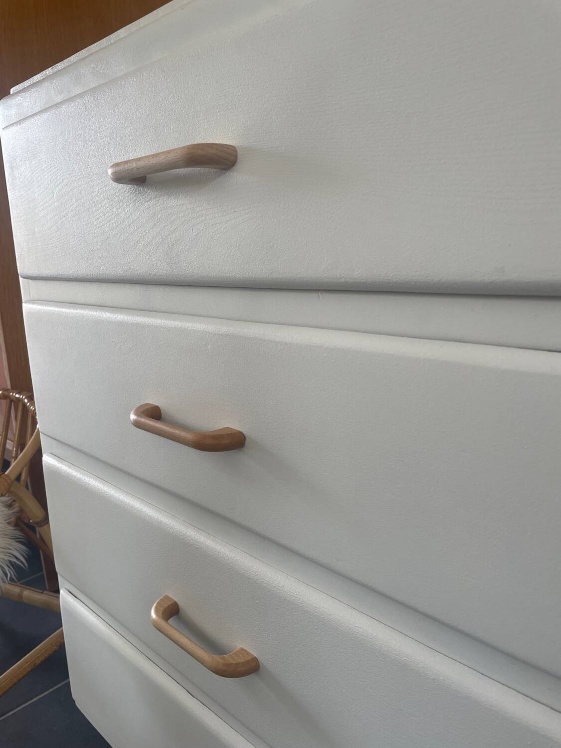 Wardrobe chest of drawers