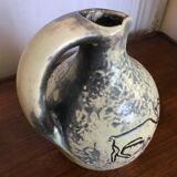 Vintage ceramic pitcher parietal art