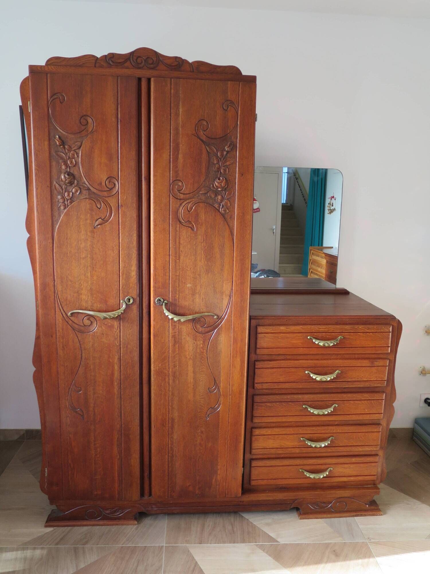 English asymmetrical chest of drawers - Art Deco - Mirror - 2 doors - 5 drawers - Mesh blond oak