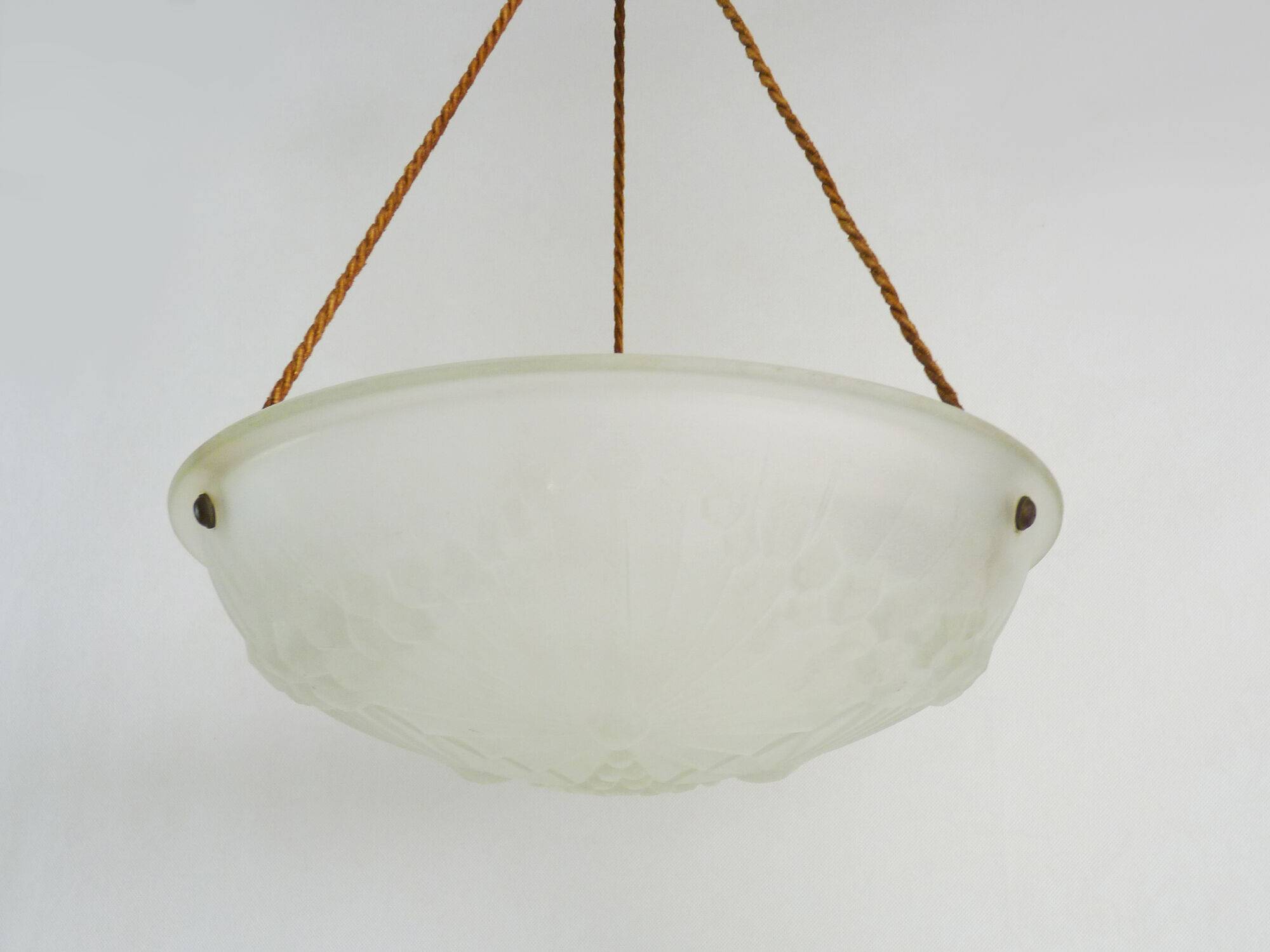 Old chandelier, suspension cavasque Art Deco 1 Fire, in glass paste. Year 30