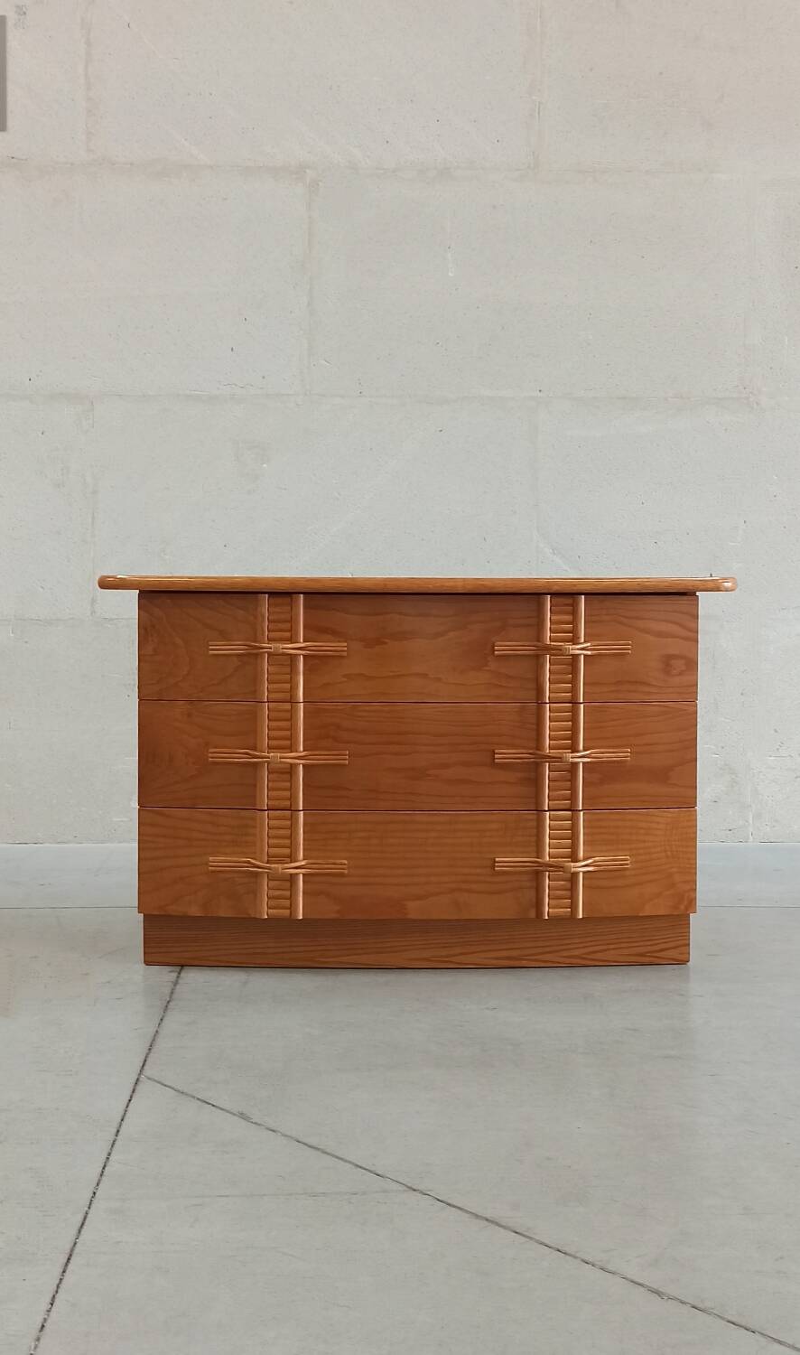 Vintage chest of drawers with bamboo and rattan details