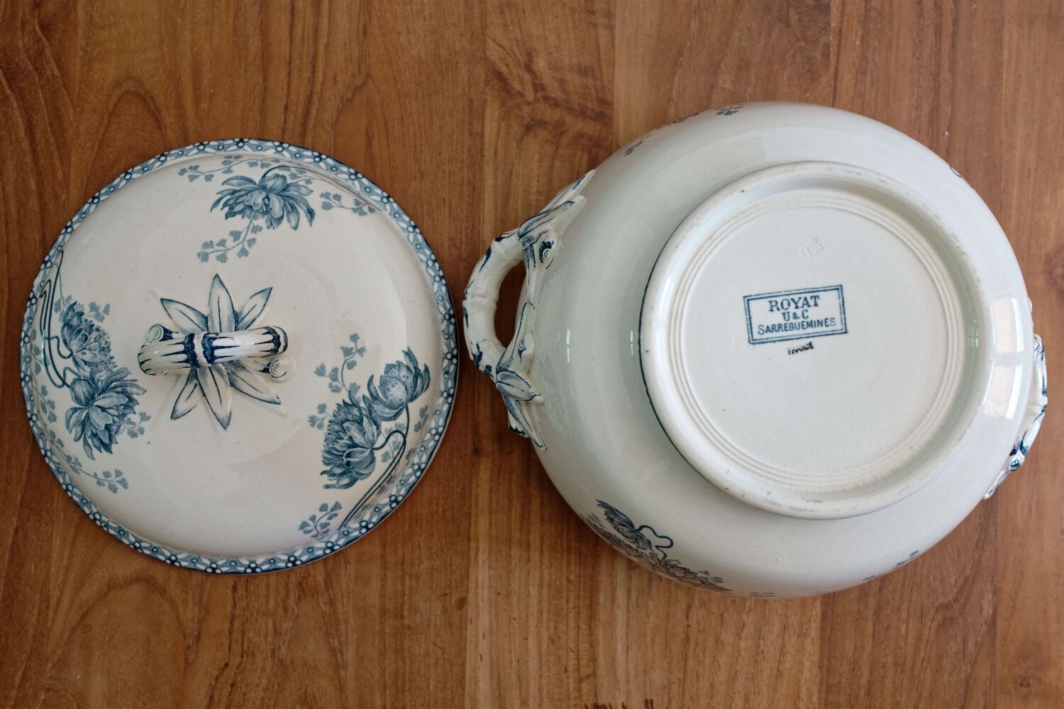 Soupière terre de fer Sarreguemines Royat