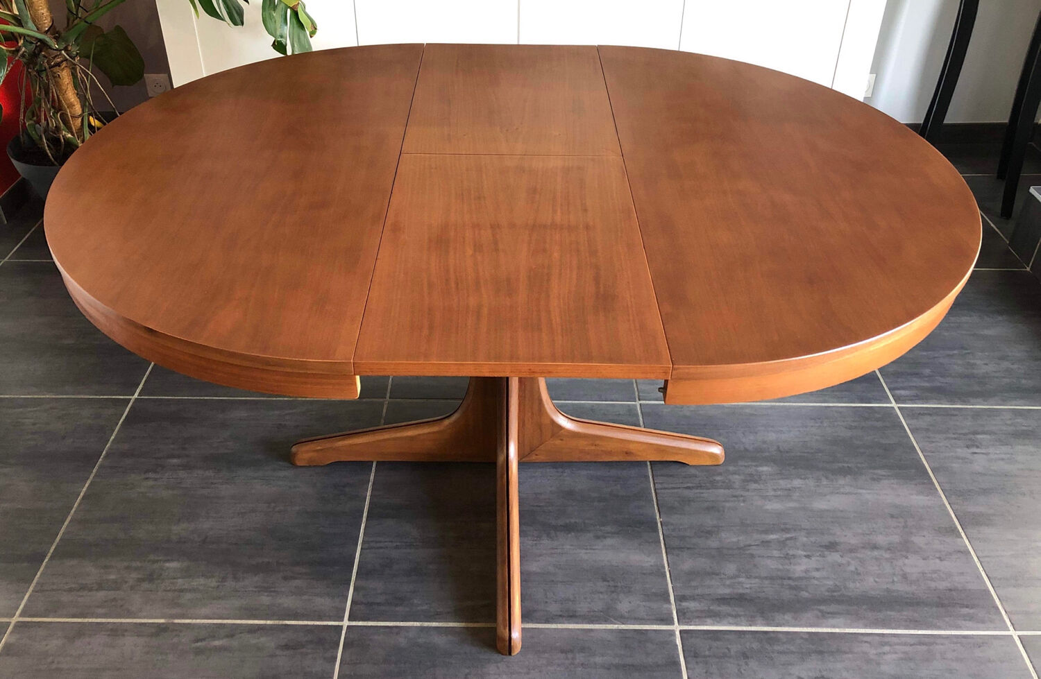 Vintage extendable table Baumann 1970s