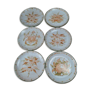 Set of 6 handmade flat plates signed by Maïté – hand-painted designs