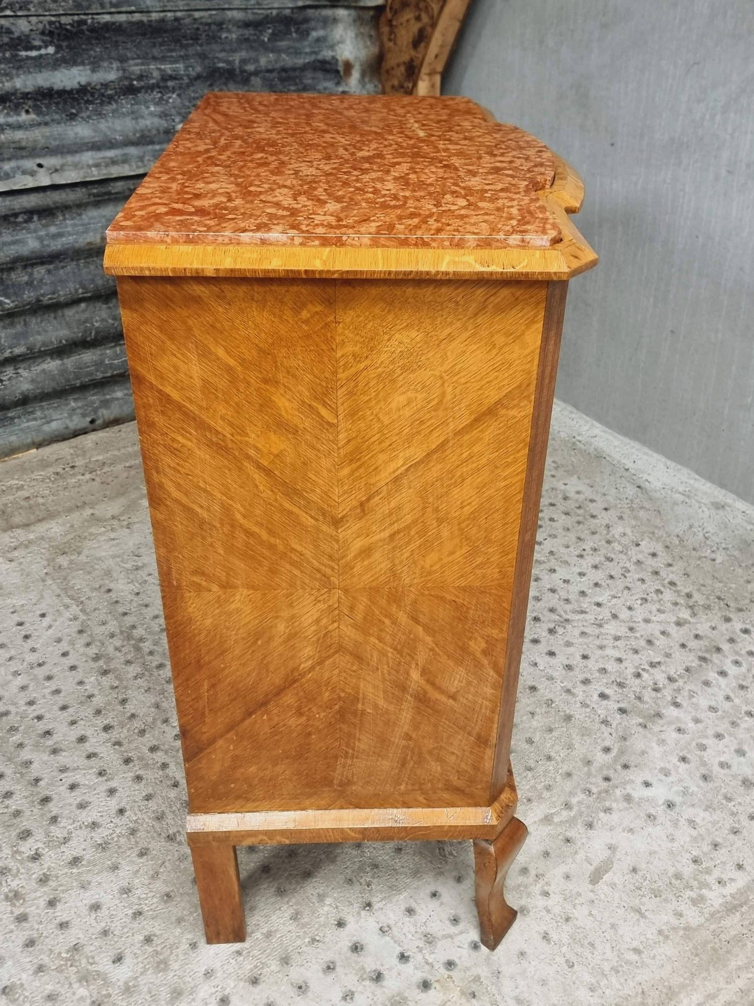 Antique Art Deco chest of drawers 86 x 110 cm