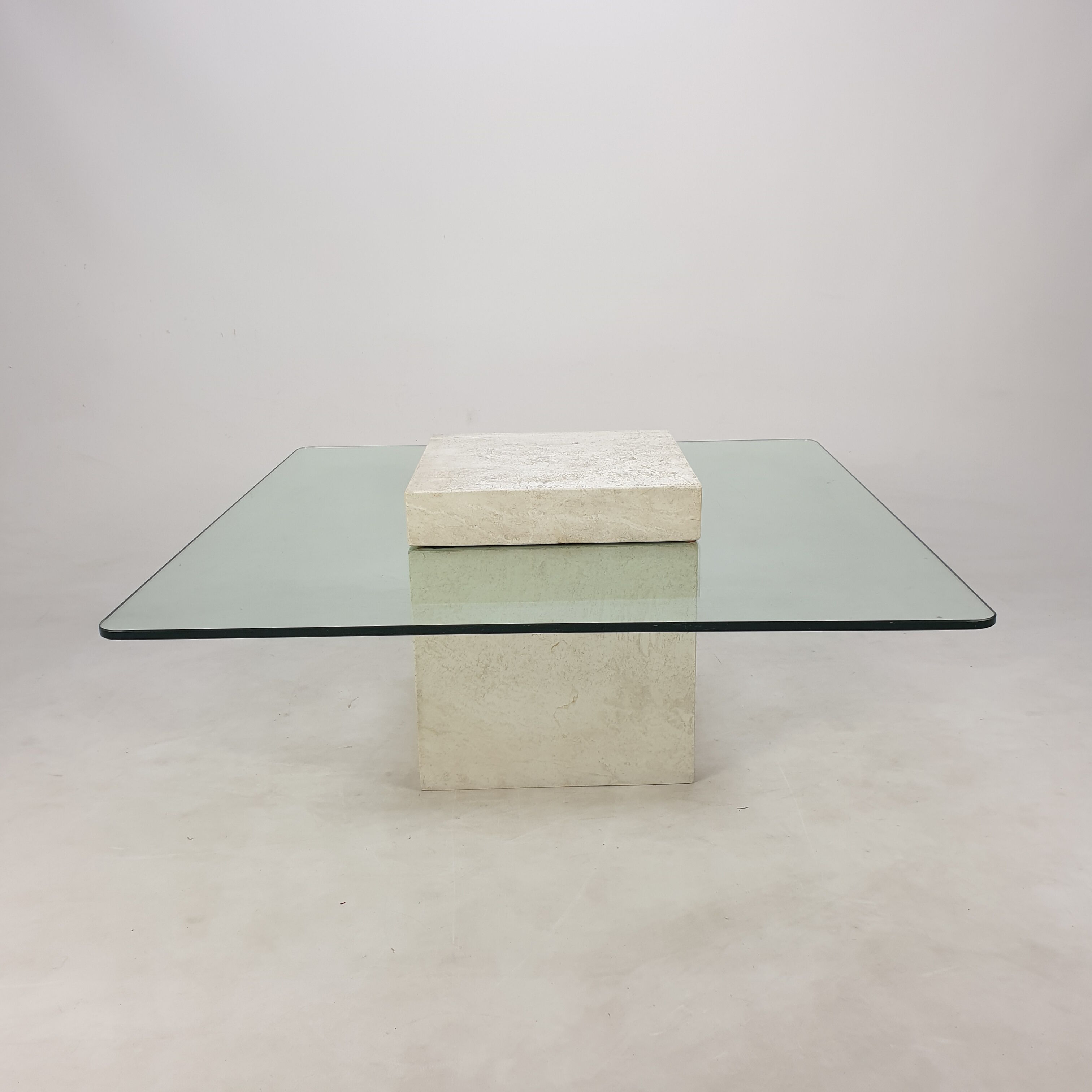 Italian Travertine Coffee Table, 1980s