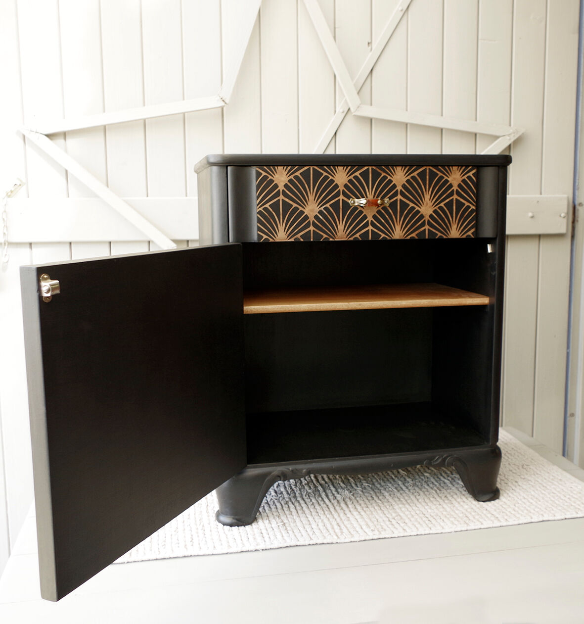 Art deco bedside
