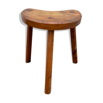Tripod stool bean shape