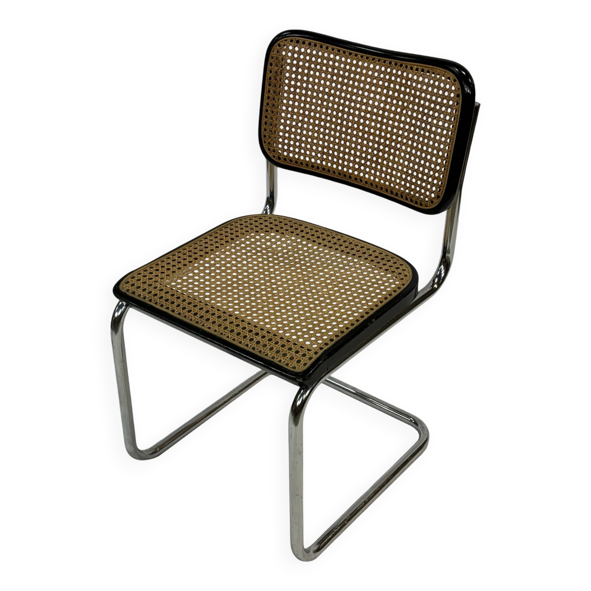Cesca chair b32 model in chrome and black