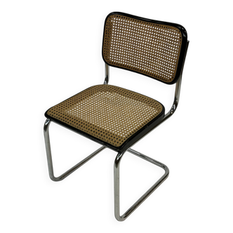 Cesca chair b32 model in chrome and black