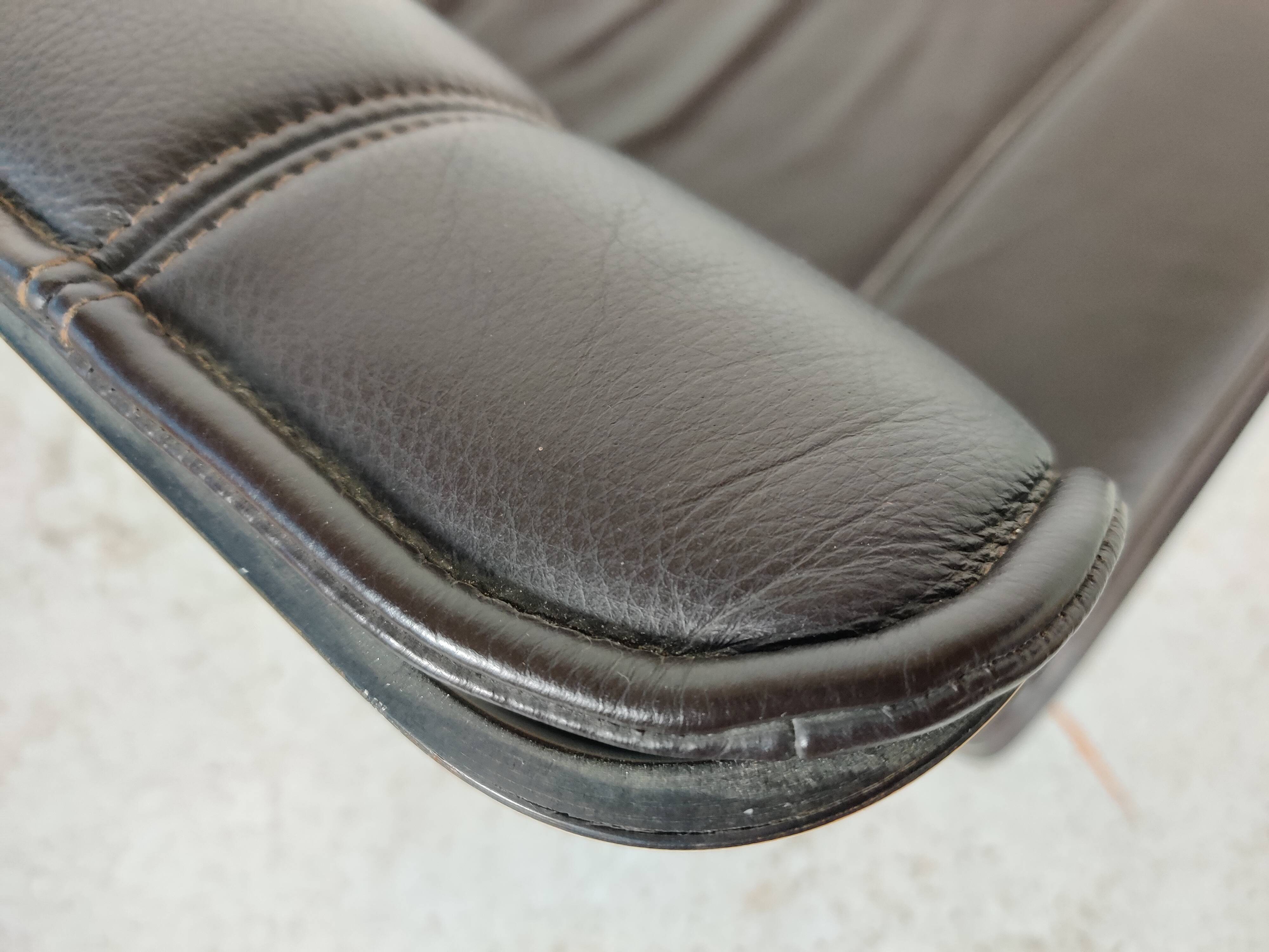 Design leather armchair, 80s/90s