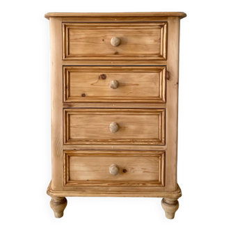 English chest of drawers in pine