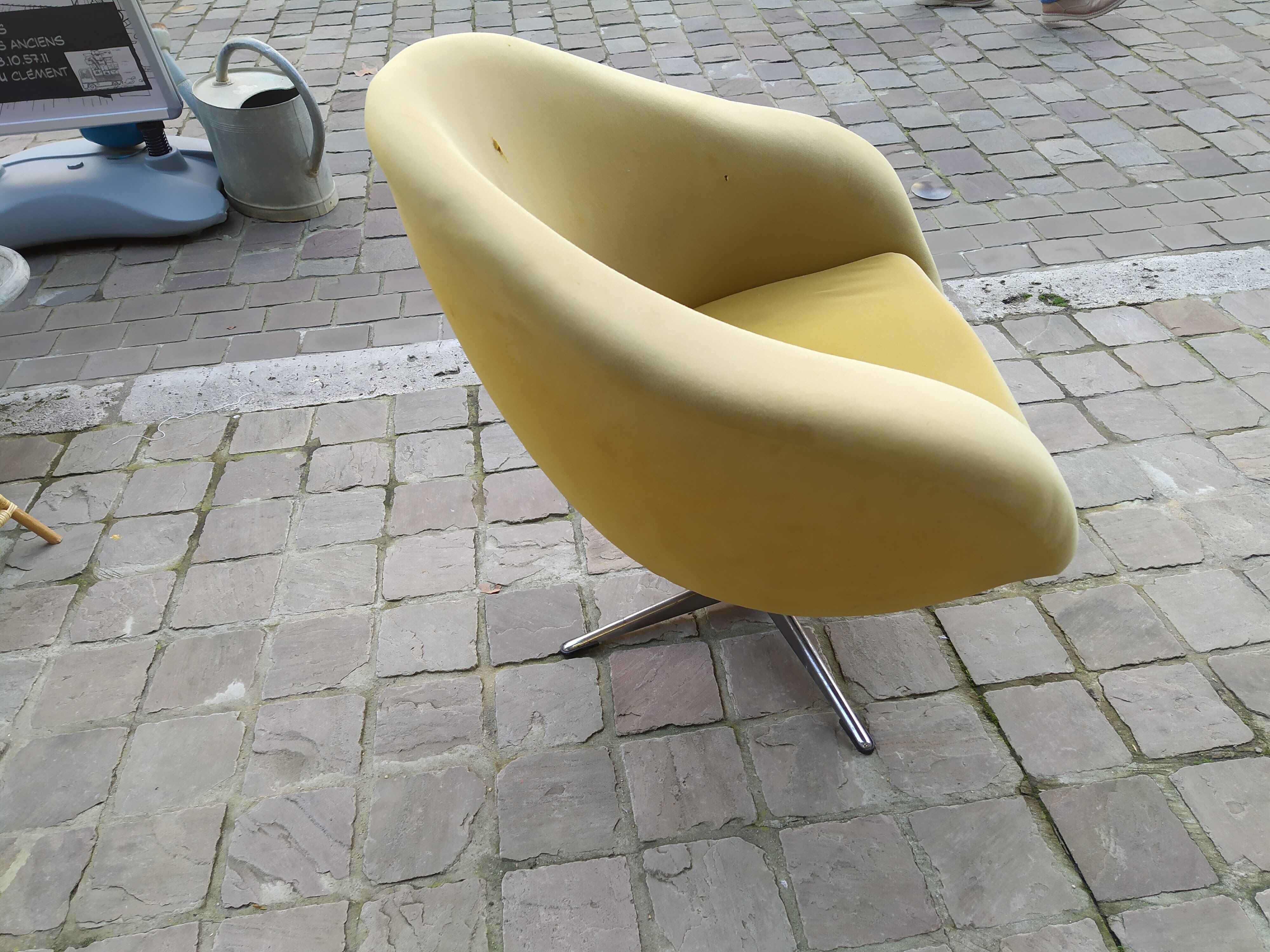 60s design swivel shell chair