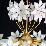 Magnifique lustre Sputnik en verre de Murano blanc orné de fleurs, années 1980