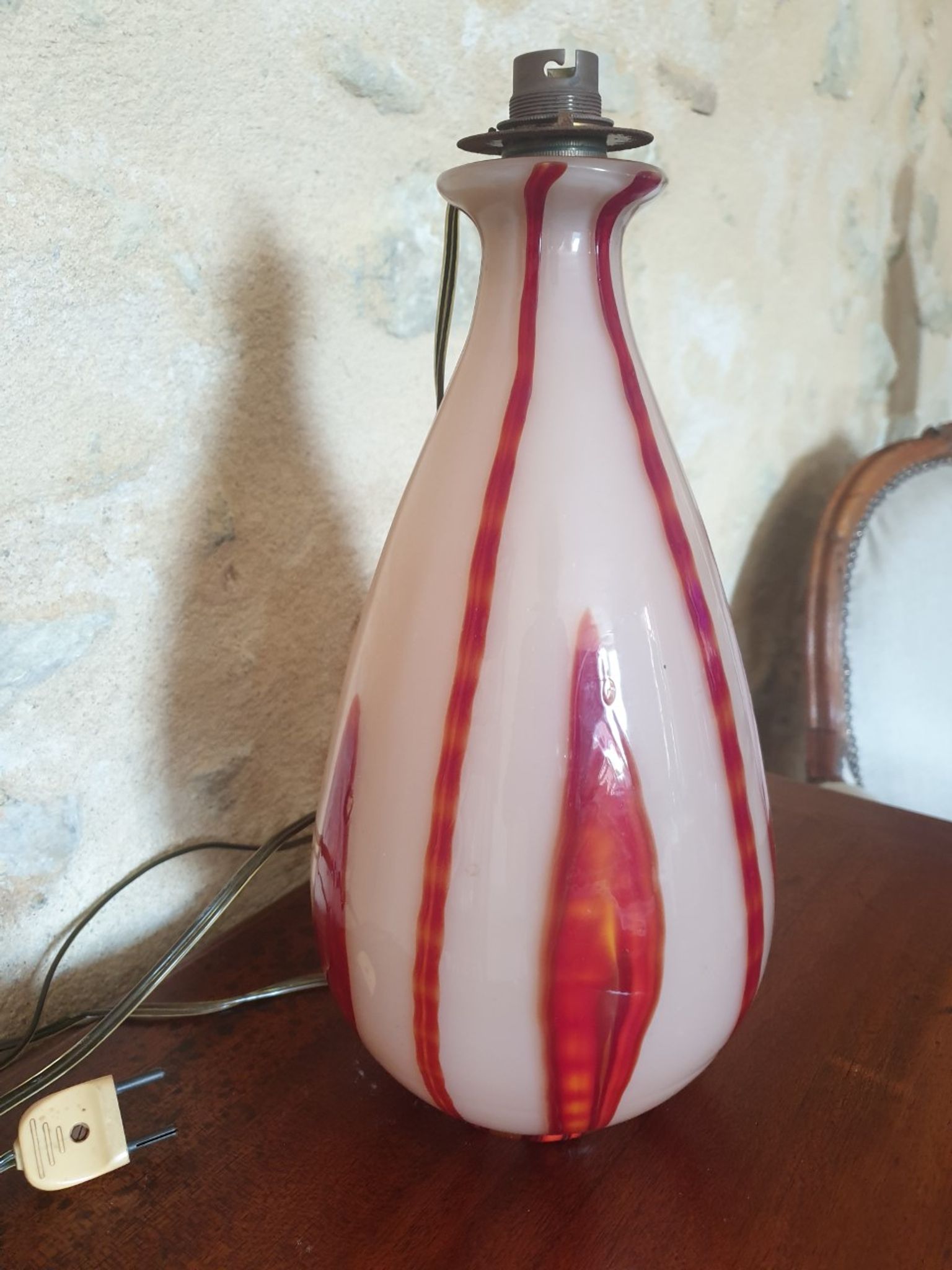 Pied de lampe ancien en verre soufflé