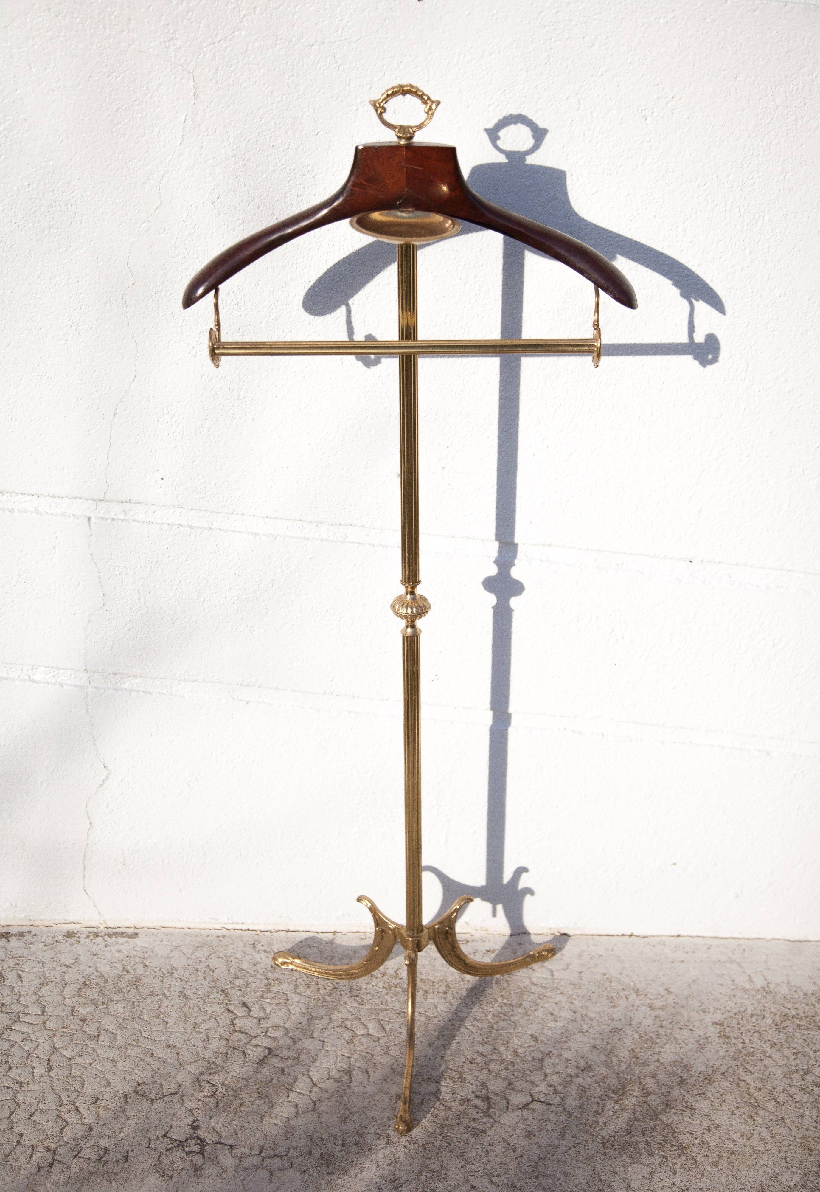 Vintage valet