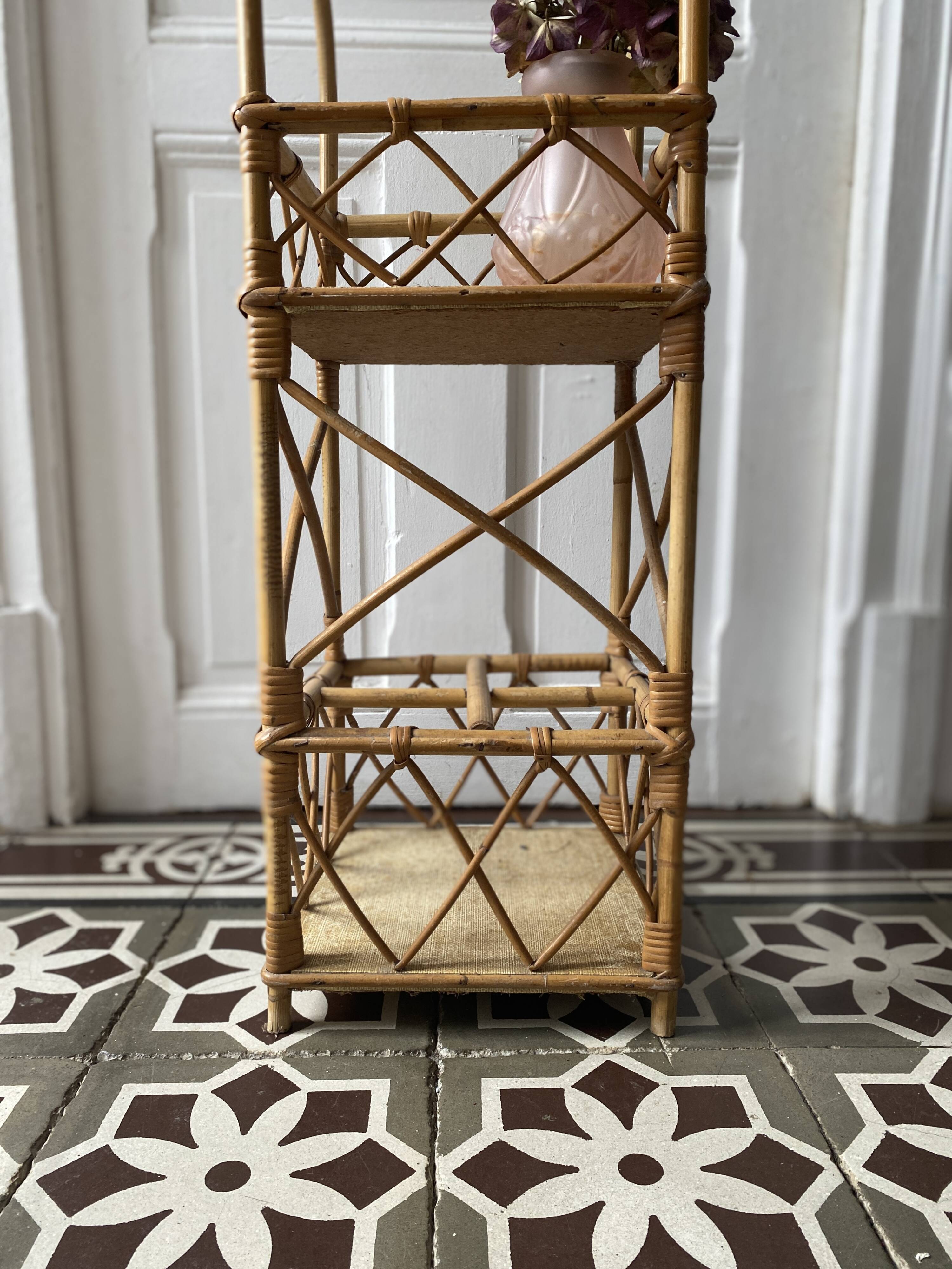 Vintage rattan bar or bottle holder