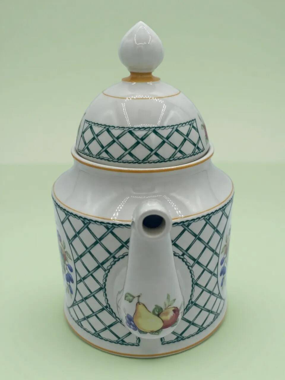 Villeroy & Boch Coffe Pot - Basket Pattern