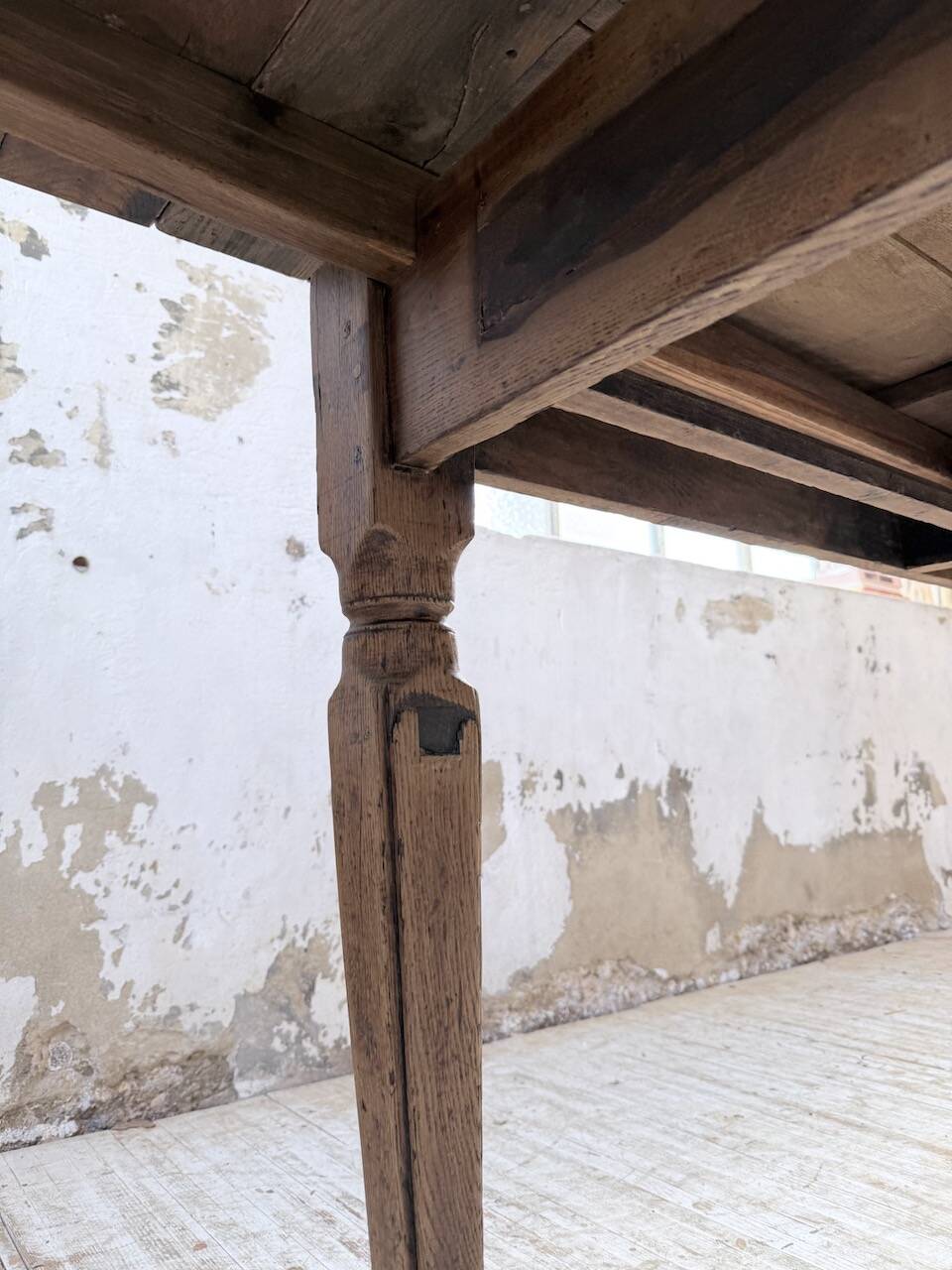 Solid oak farmhouse table with integrated extensions 1950