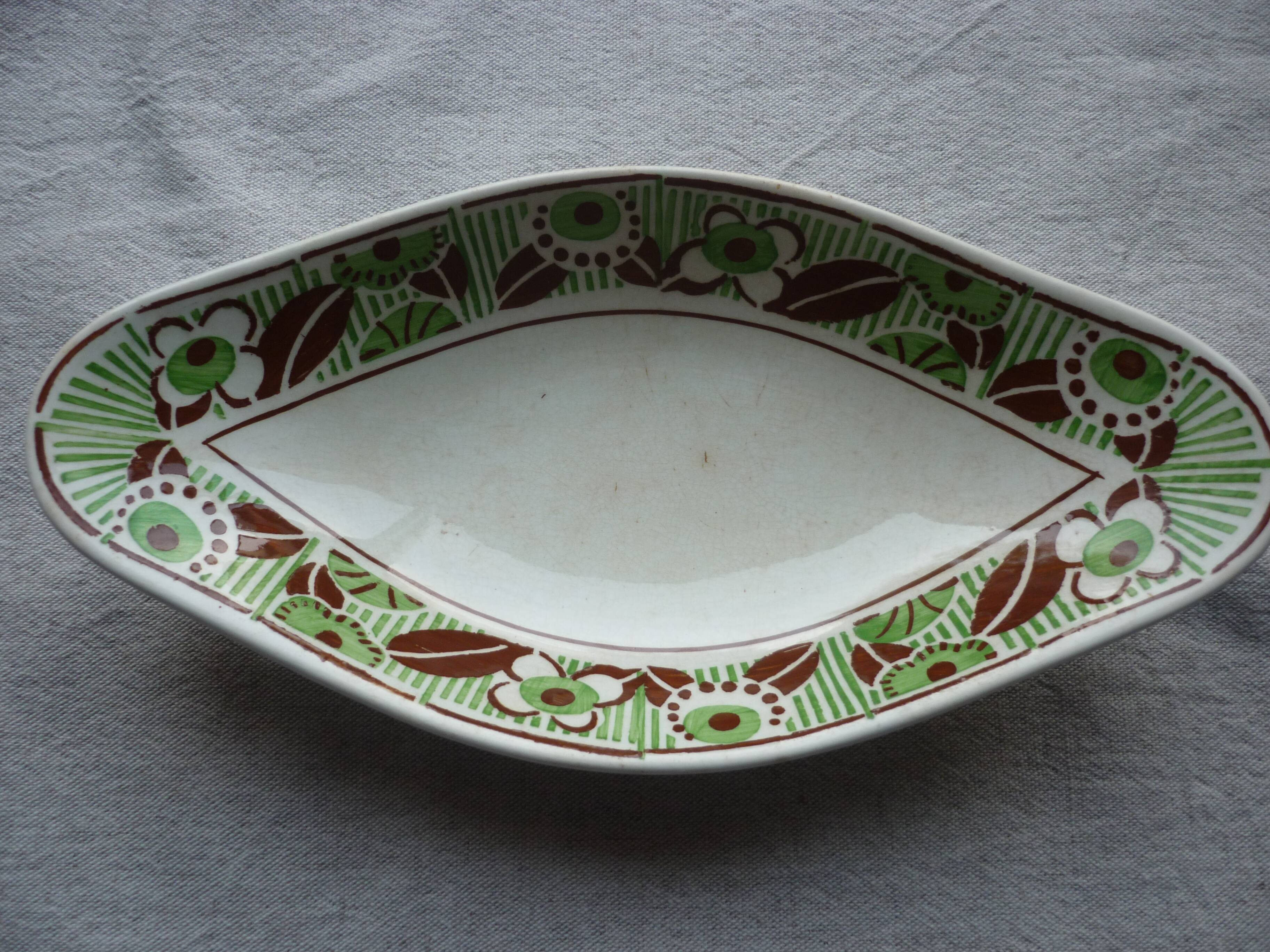 Lot of 2 vintage ceramic ramekins