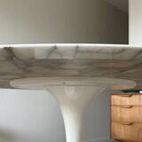 Authentic Tulip Knoll table