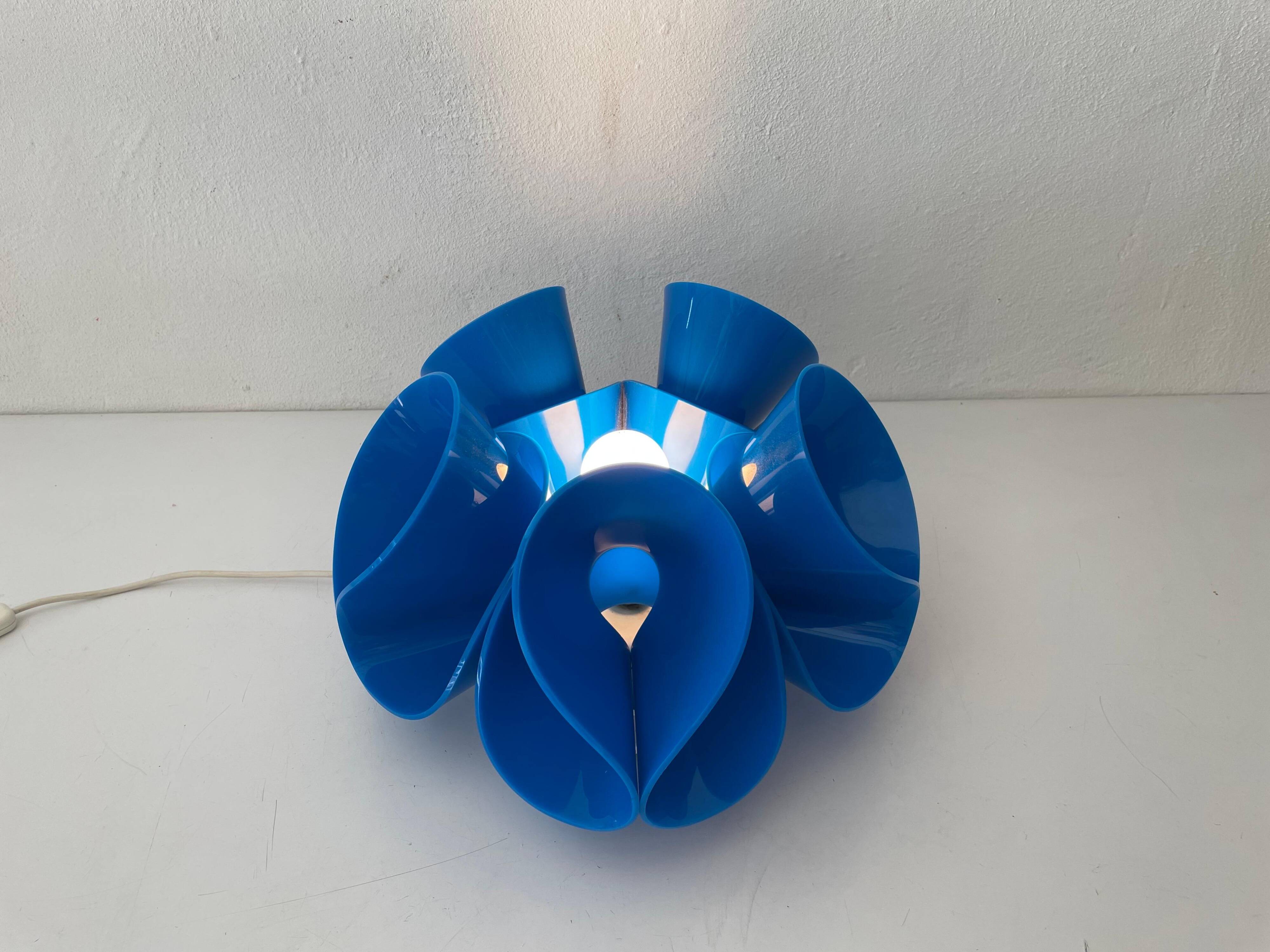 Blue plexiglass table lamp, Flower Design, 1970s, Italy.