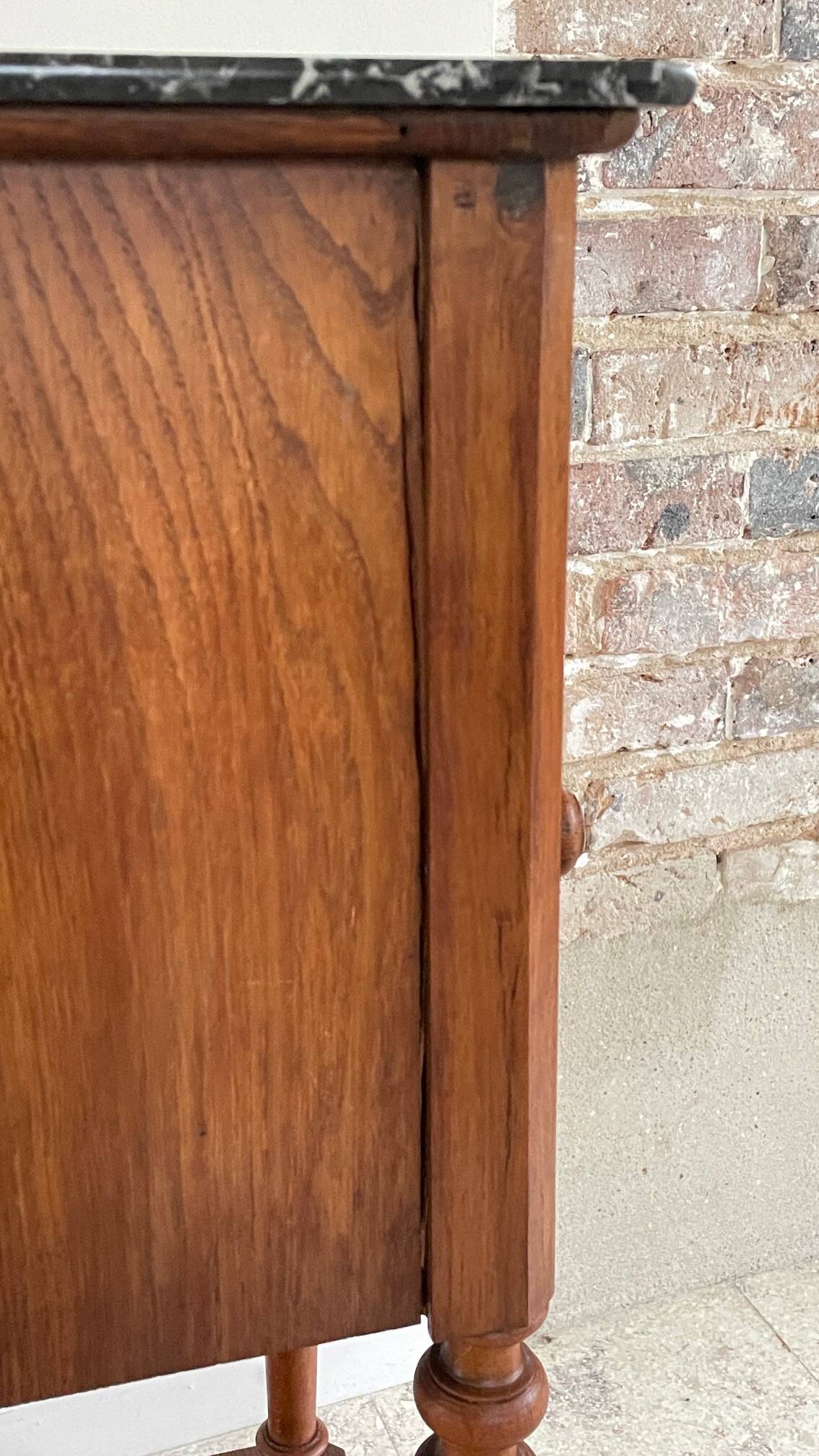 Antique bedside table in wood and marble