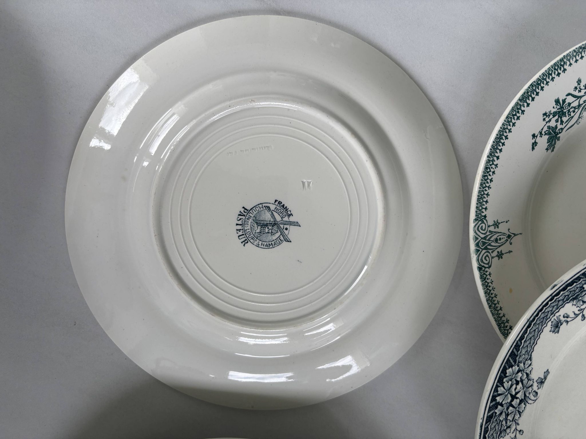 Lot 6 blue and green ironstone plates, antique French earthenware.
