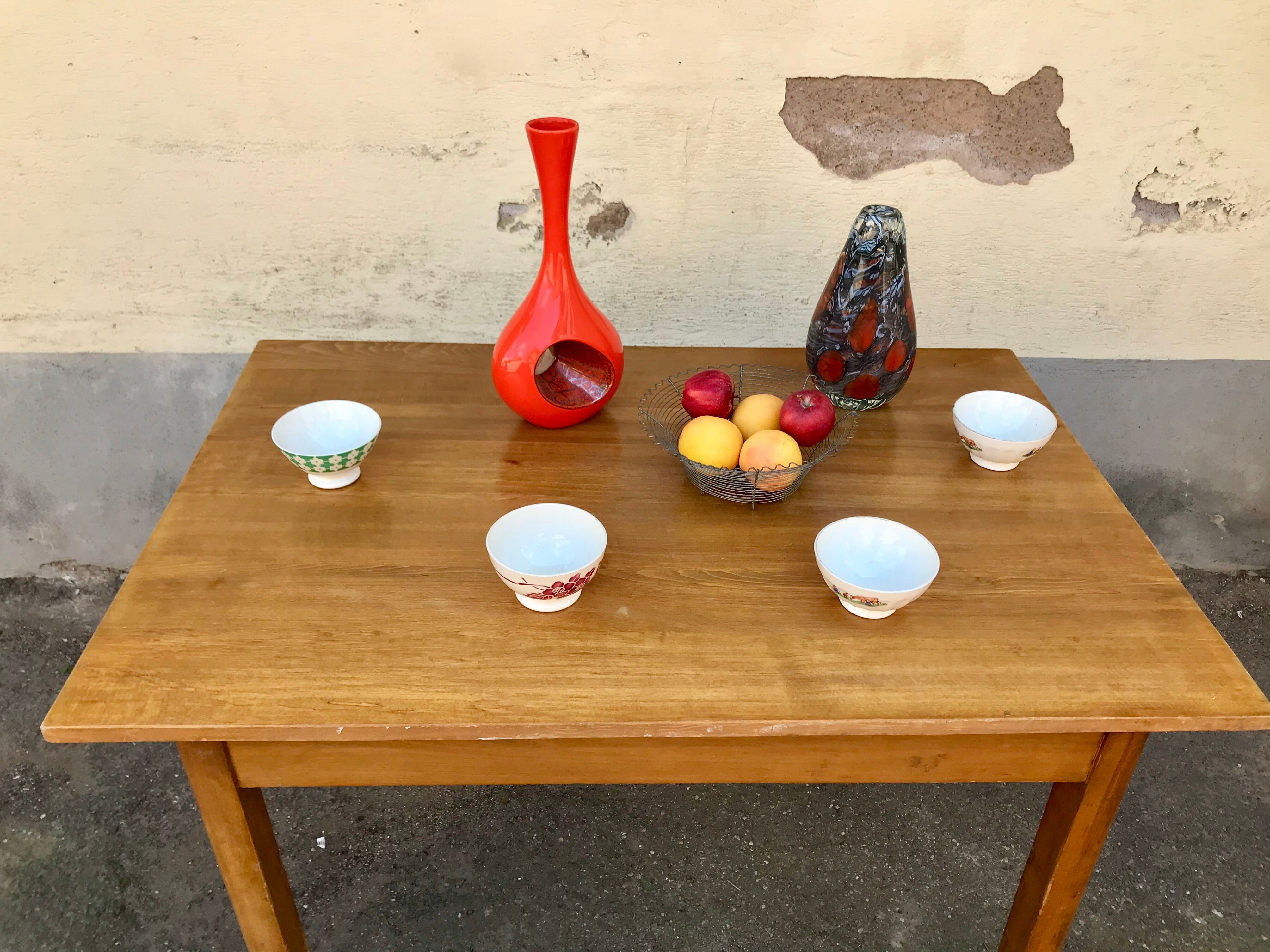 Table bistrot vintage annee 1950 en hetre