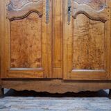 Louis XV wardrobe in solid walnut, 18th century.