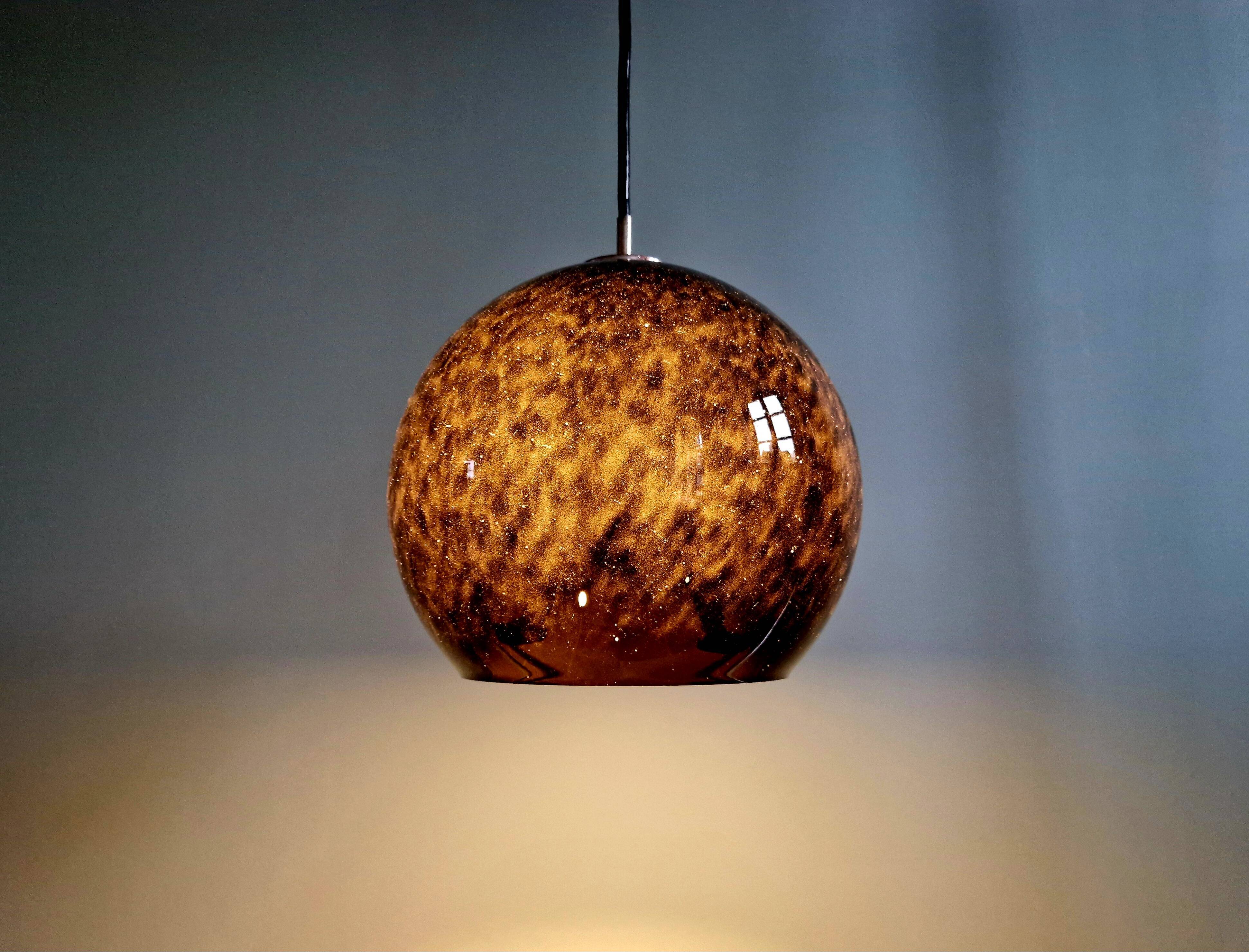 Suspension in speckled black opaline, Peill & Putzler, 1970s