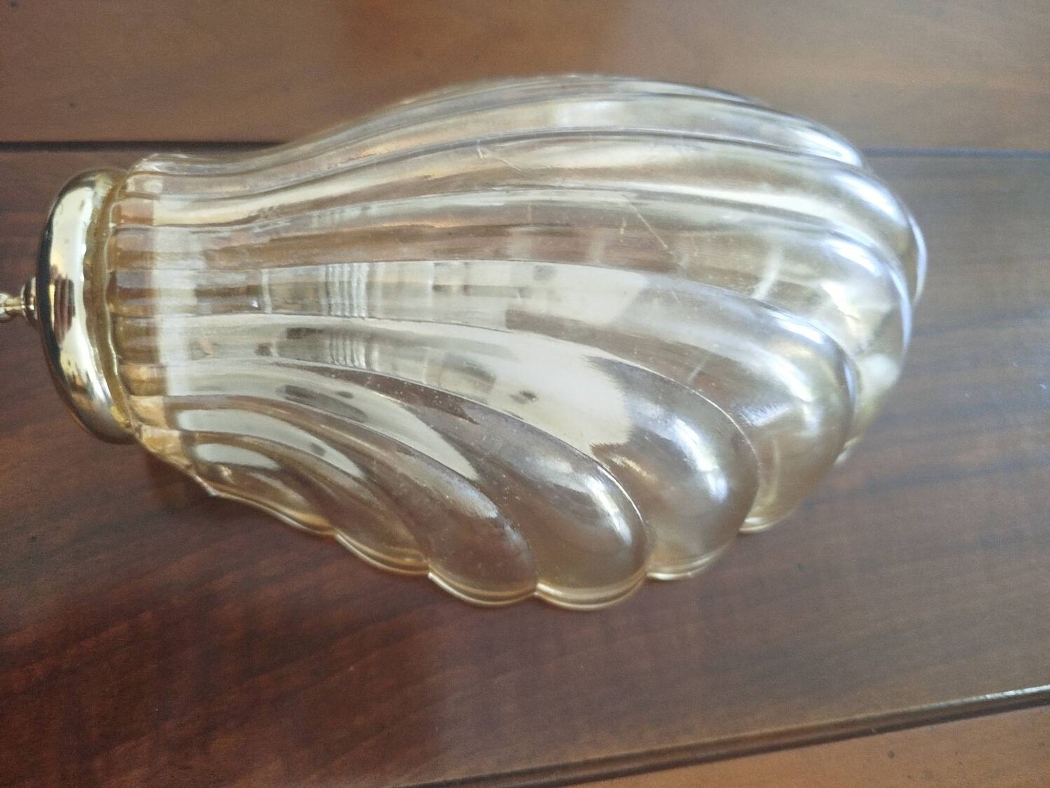 Paire d’appliques murales coquillage – verre italien strié – 1970