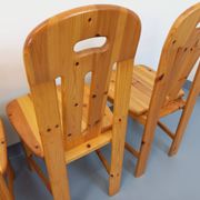 Suite de 4 chaises vintage en pin des années 70 80
