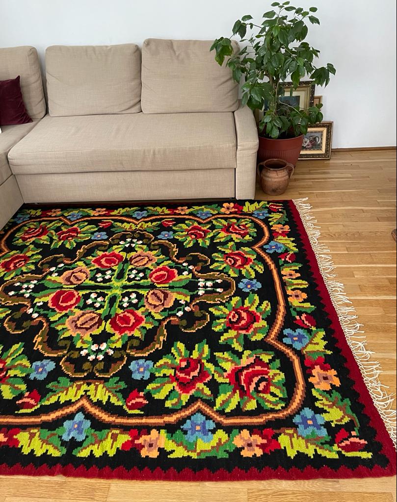 Floral transylvanian rug handwoven in romania, colorful flowers