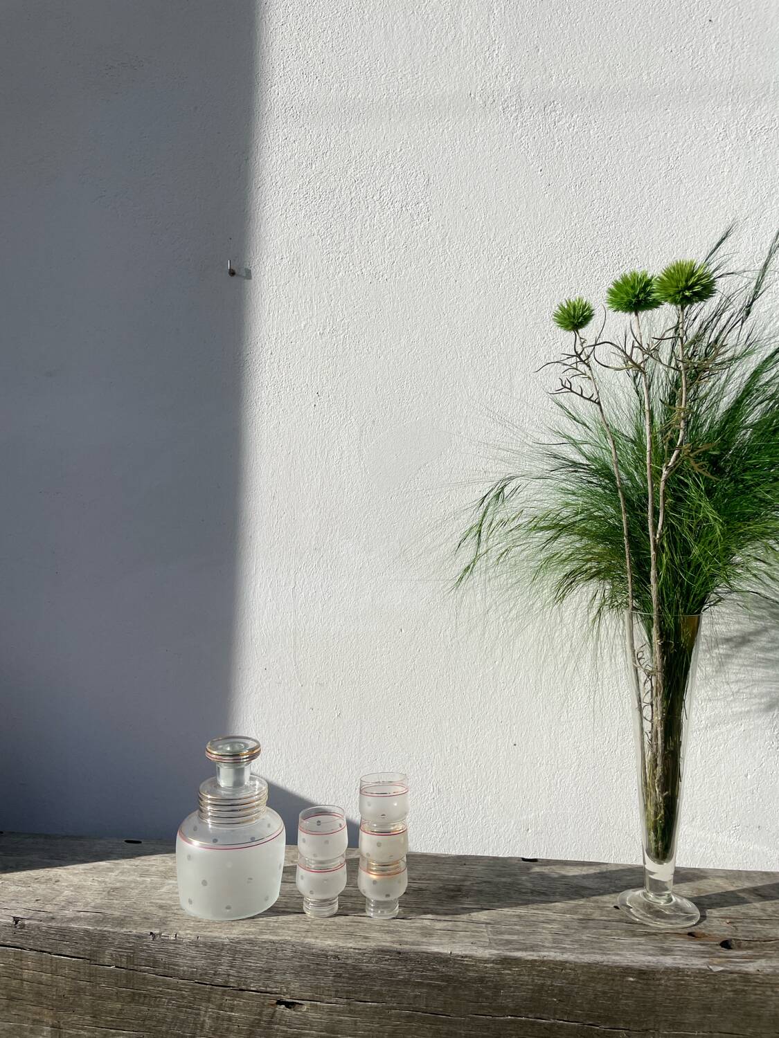 Carafe à liqueur en verre 1950 à pois signé art deco Tchécoslovaquie
