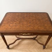 Bureau ancien style Louis XVI marqueté