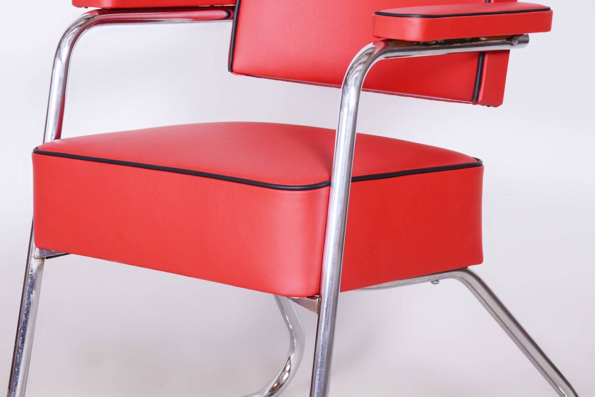 Restored Bauhaus Armchair, Mauser, G. Rohde, Chrome, Leather, Germany, 1930s