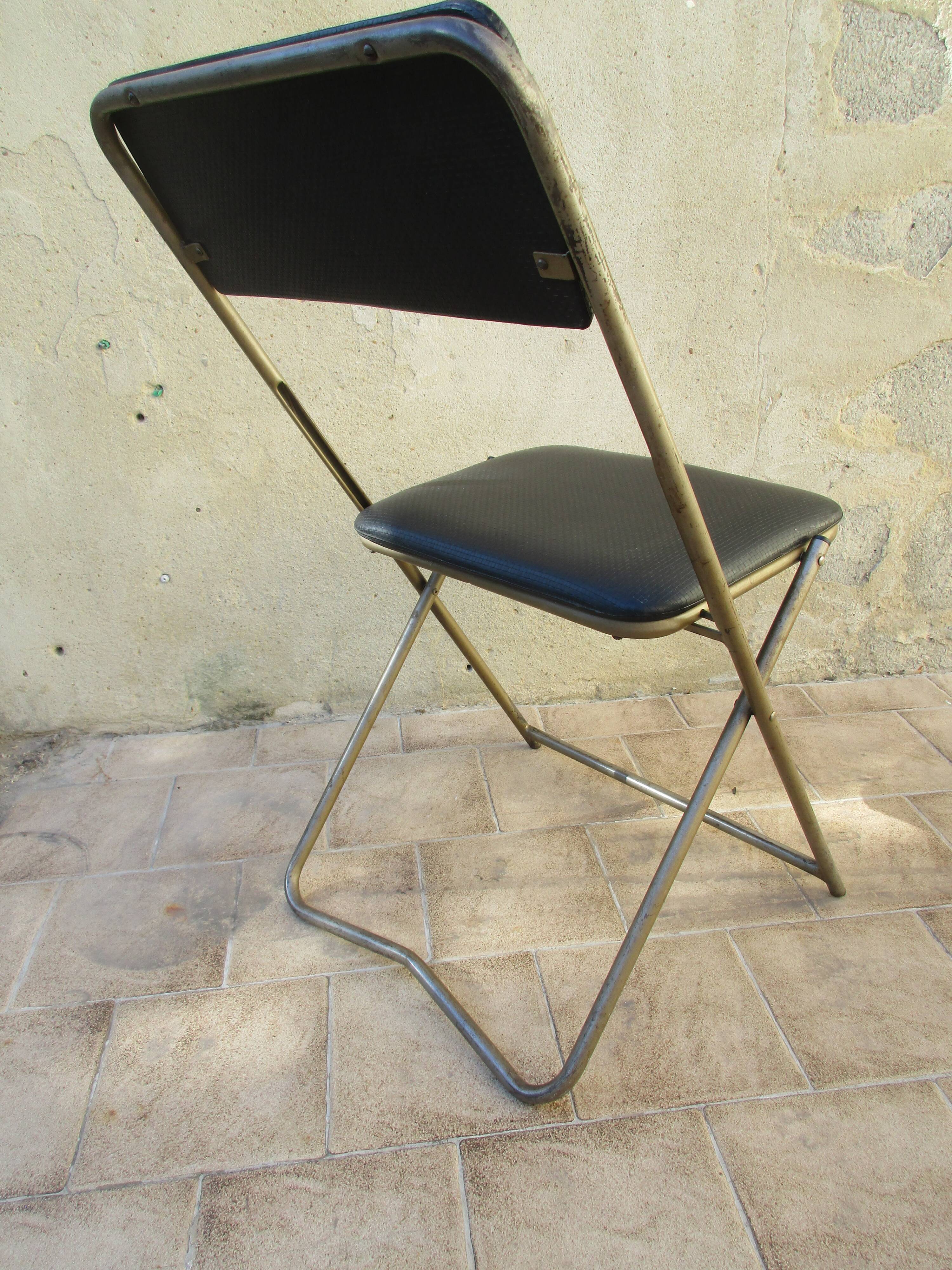 Lot of 4 folding chairs 70s