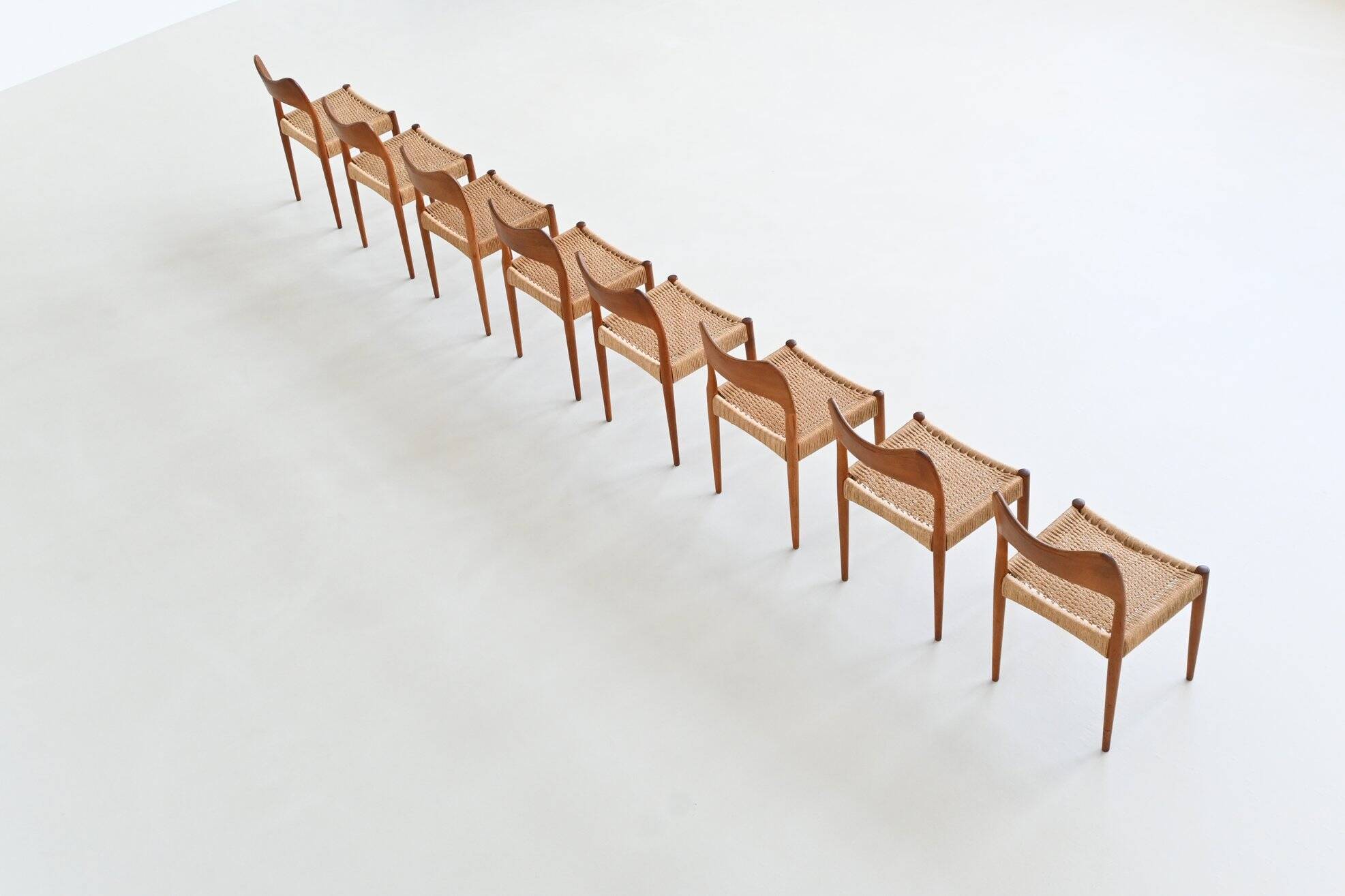 Arne Hovmand Olsen set of eight dining chairs in oak Mogens Kold Denmark 19