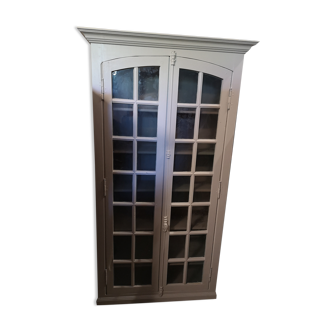 Showcase library