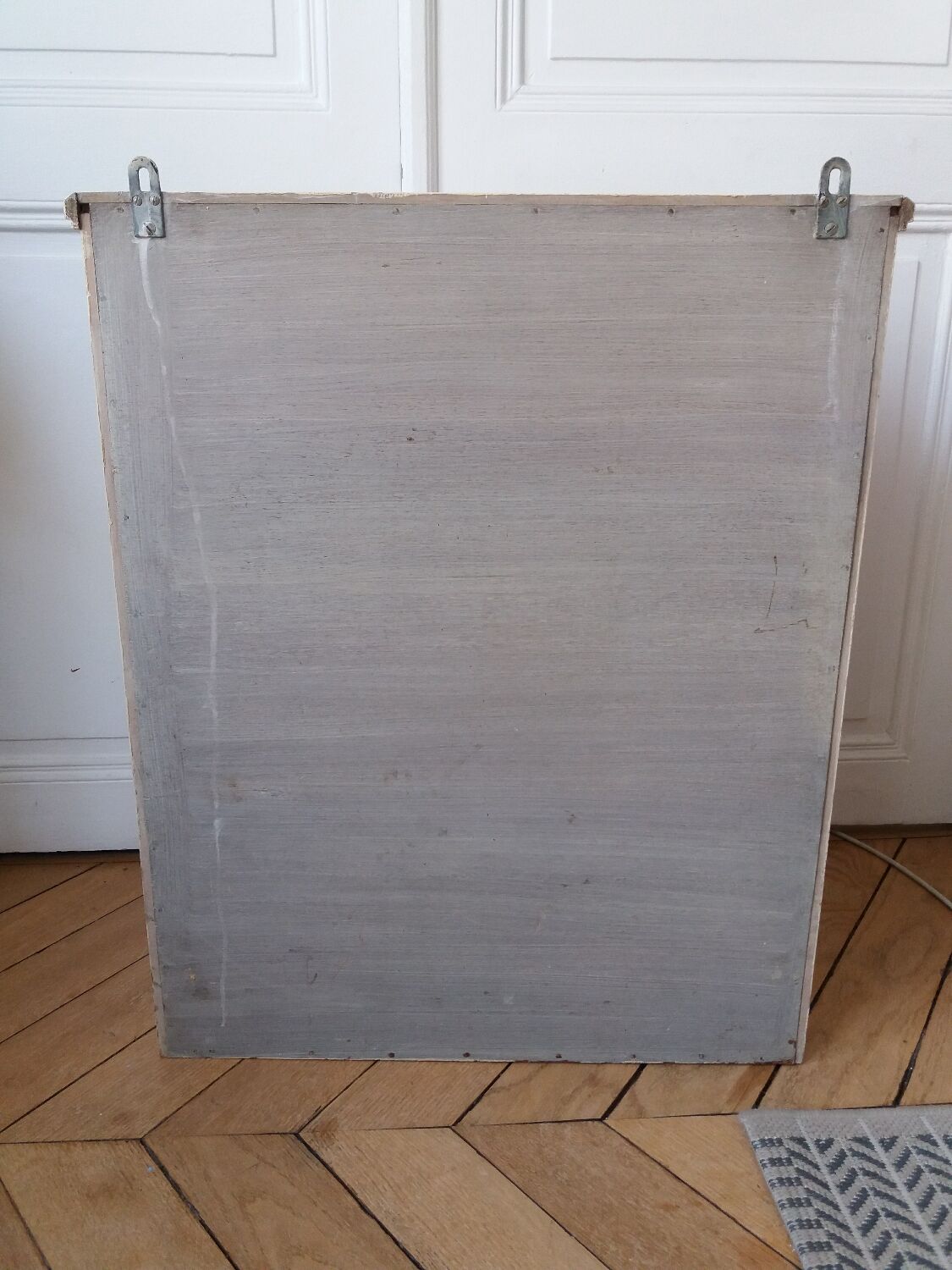 Armoire de toilette en bois avec portes en verre façonné