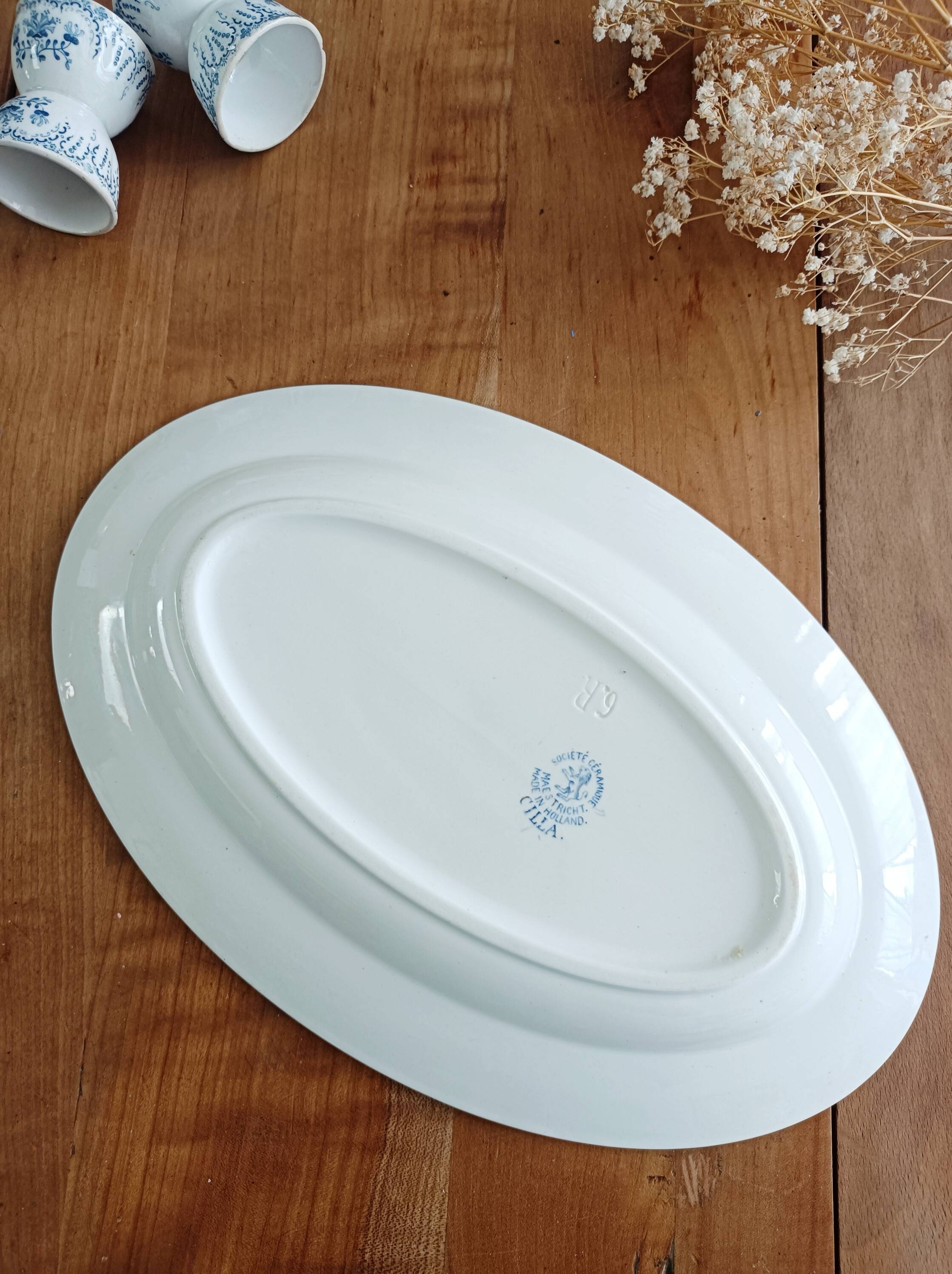 Cilla oval dish, Maastricht ceramic company